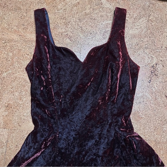 Jessica McClintock for Dillard’s Vintage Red Crushed Velvet Dress Sz 5/6 - Picture 8 of 17
